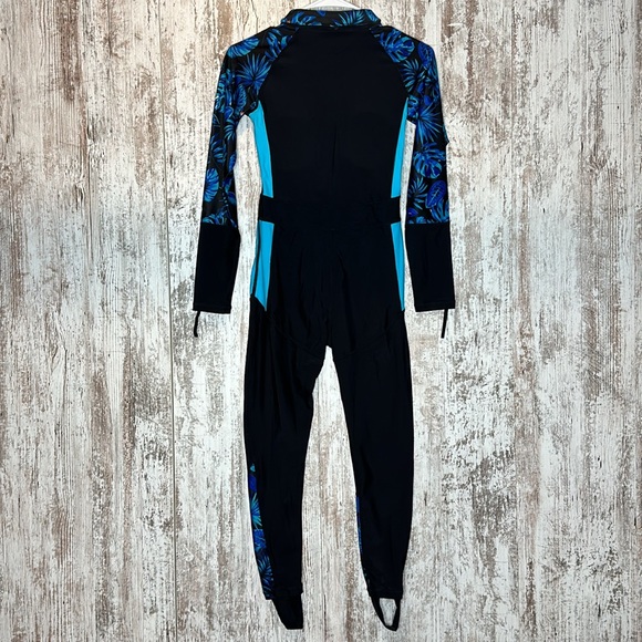 SBART Micosuza Women's Small 155/80(S) 1Pc Wetsuit. - Picture 5 of 11